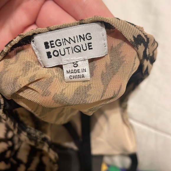 Beginning Boutique Zaya Cami Crop Top Tiger - Picture 5 of 5